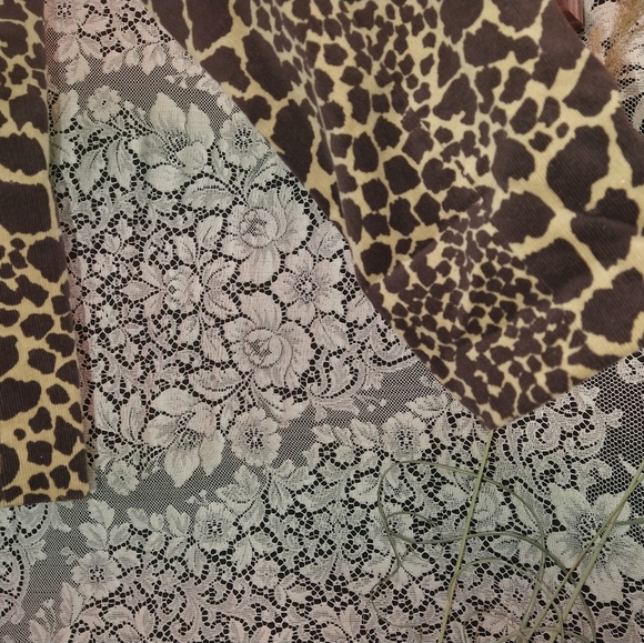 Susan Graver leopard print jacket velour blazer fully lined with shoulder pads - Picture 4 of 5